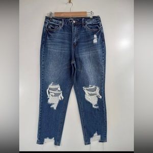 Vervet size 29 distressed high waisted jeans
